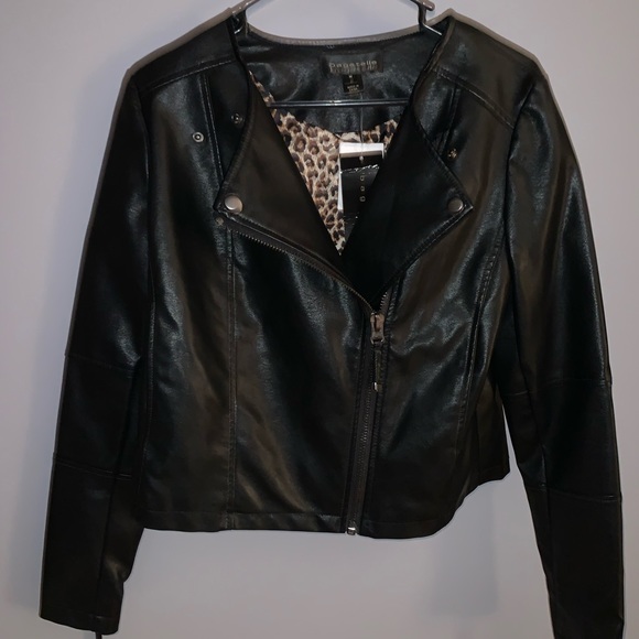Leather Jacket - Picture 3 of 4